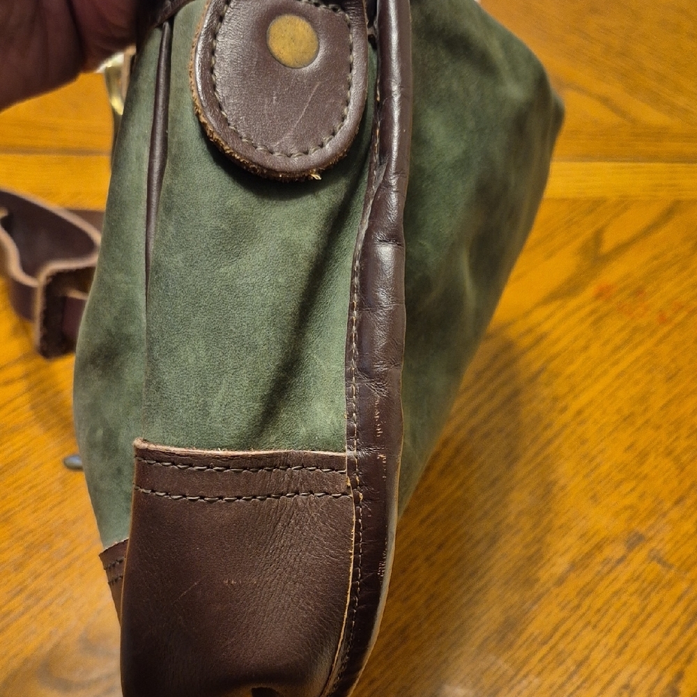 Vintage Duluth Minn Green and Brown Crossbody Bag with Adjustable Strap - Picture 8 of 9